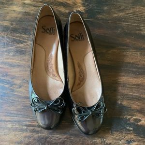 Sofft brown patent leather shoes